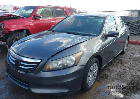 2012 Honda Accord Lx z USA, uszkodzony, nr VIN 1HGCP2F35CA083379